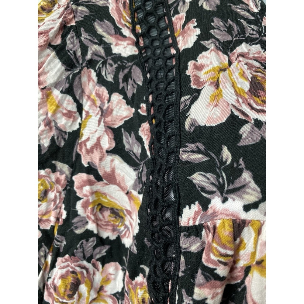 Torrid Womens Dark Floral Shirt Size 2 Dark Romantic Peasant Flowy Coquette Glam - Picture 3 of 13